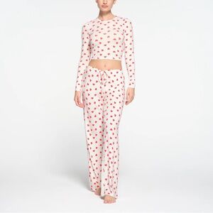 SET Skims Valentines PJ Set!